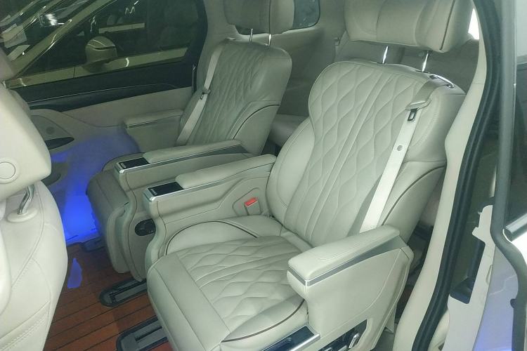 Used Buick GL8 2023 ES Lu Zun Comfort Model
