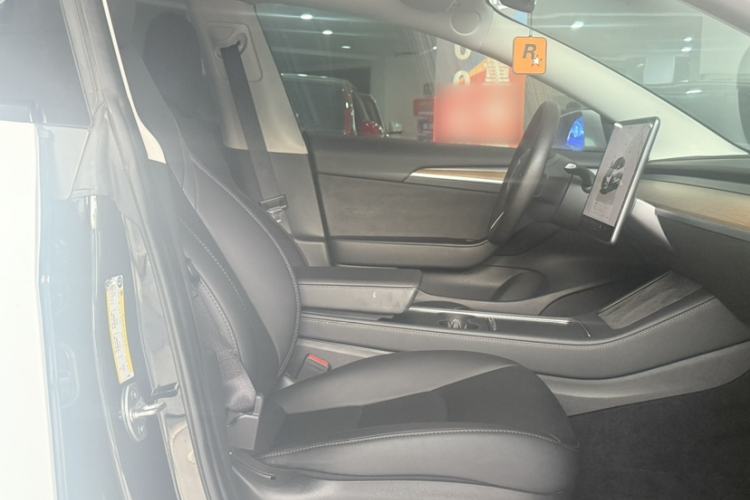 Used Tesla Model 3 2022 Rear-Wheel-Drive Version
