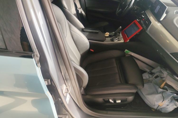 Used BMW 5 Series 2018 525i M Sport Package
