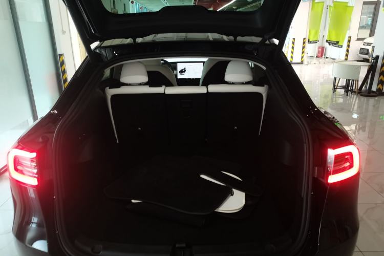 Used Tesla Model Y 2022 Performance High-Performance All-Wheel-Drive Version
