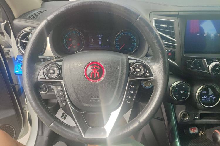 Used BYD Song 2017 Gaishe Upgrade Edition 1.5TID Automatic Elite Model
