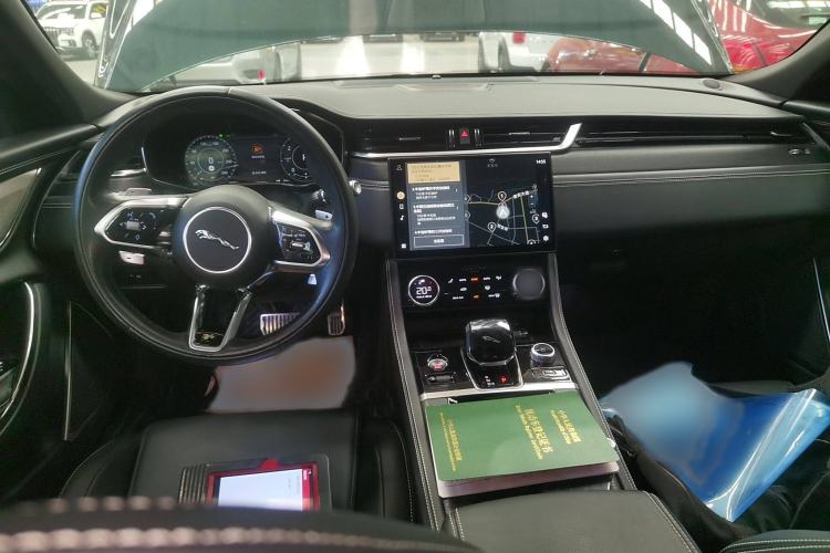 Used Jaguar XFL 2021 XFL 2.0T P250 All-Wheel-Drive Shimmering Black Sport Edition
