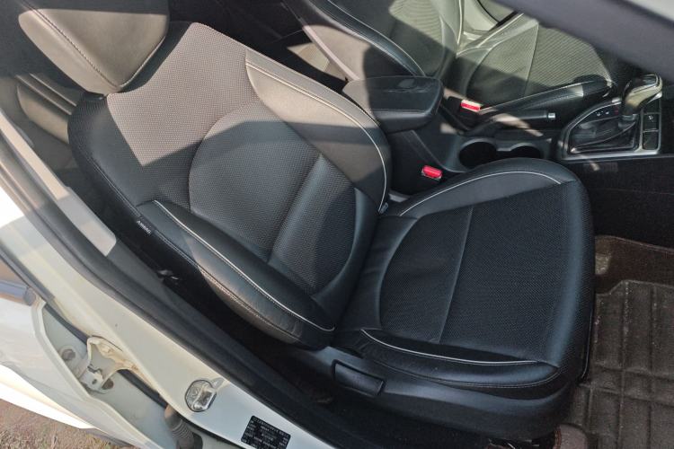 Used Hyundai ix25 2015 1.6L Automatic Two-Wheel Drive Smart GLS Trim