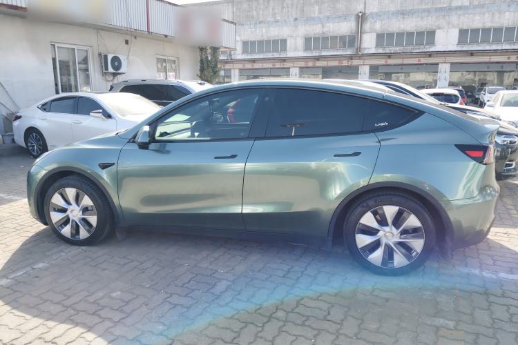 Used Tesla Model Y 2022 Rear-Wheel-Drive Version
