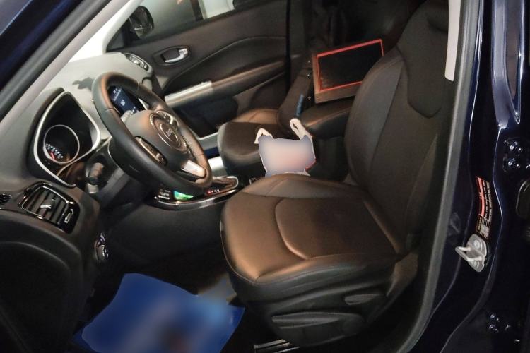 Used  Compass 2020 220T Automatic Elite Edition
