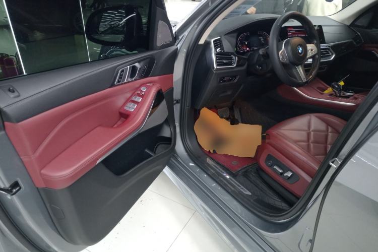 Used BMW X5 2022 xDrive 30Li M Sport Package
