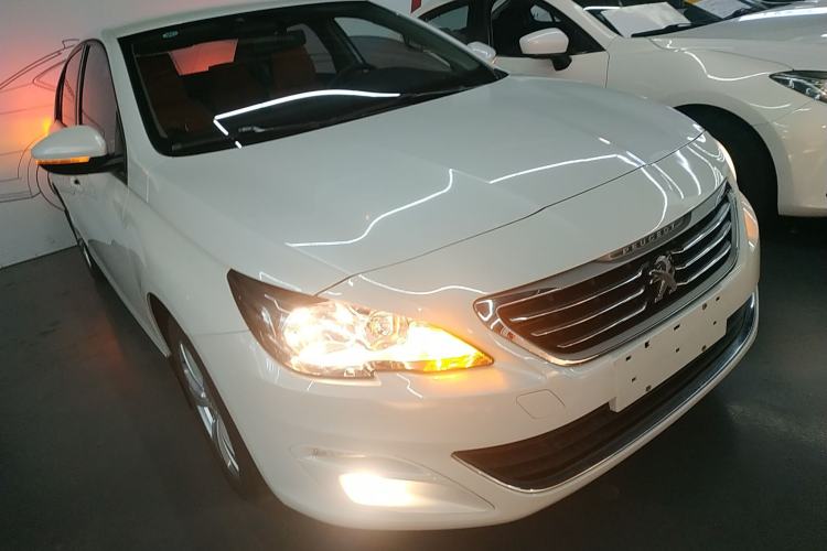 Used Peugeot 408 2018 Revised Version 1.8L Manual Leading Edition
