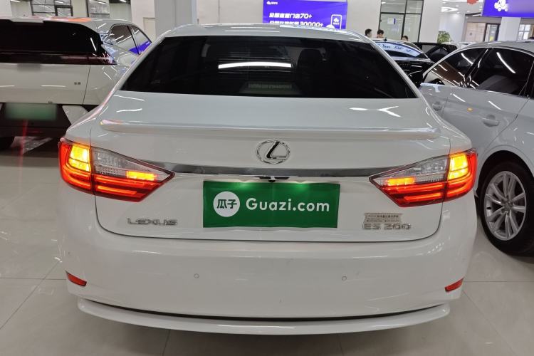 Used Lexus ES 2015 200 Elite Edition

