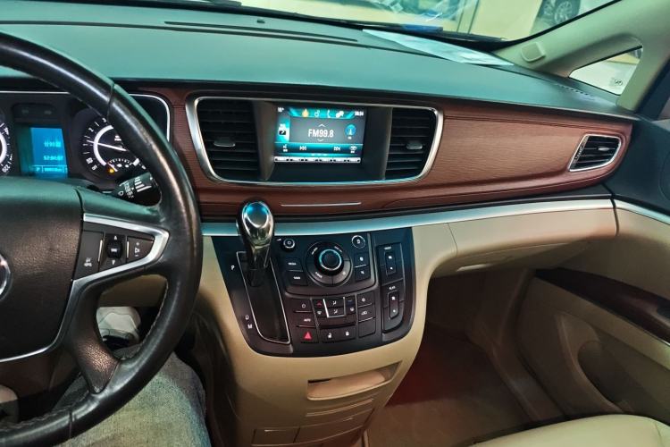 Used Buick GL8 2018 28T Luxury Model China VI Standard