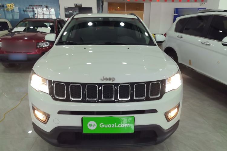 Used  Compass 2017 200T Automatic Family Edition
