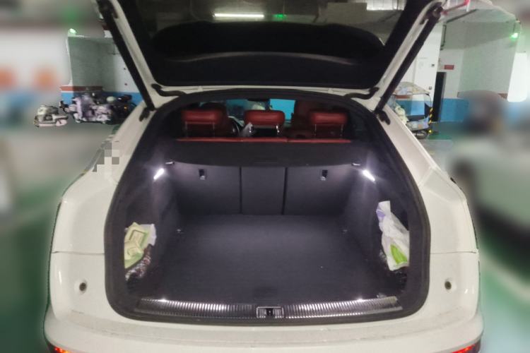 Used Audi Q5L Sportback 2022 40 TFSI Luxury Model
