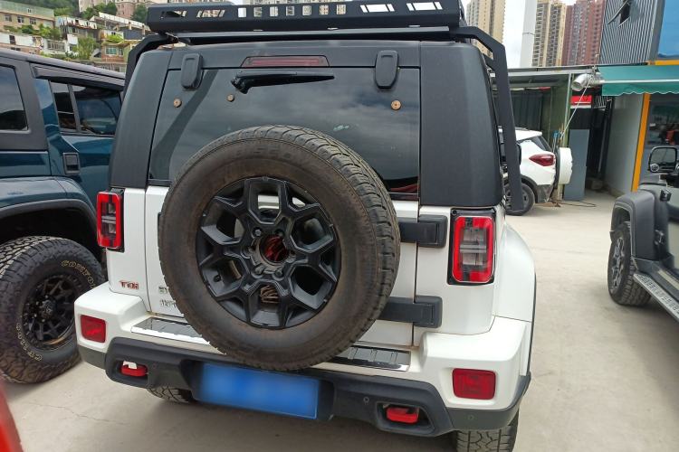 Used Beijing Auto BJ40 2021 2.0D Automatic Four-Wheel Drive Blade Hero Edition Adventurer Type
