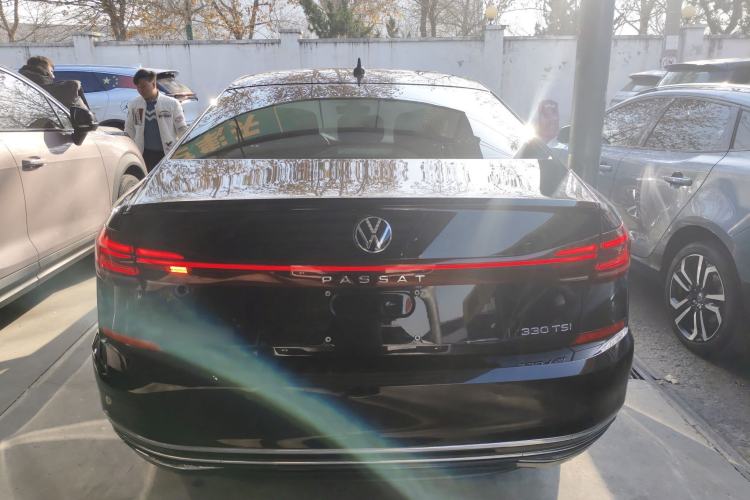 Used Volkswagen Passat 2022 330TSI Starry Luxury Edition