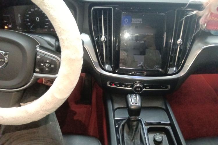 Used Volvo S60 2021 T4 Zhiyi Luxury Edition