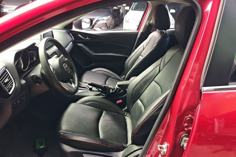 Used Mazda Mazda 3 Axela 2016 Sedan 1.5L Automatic Comfort Model