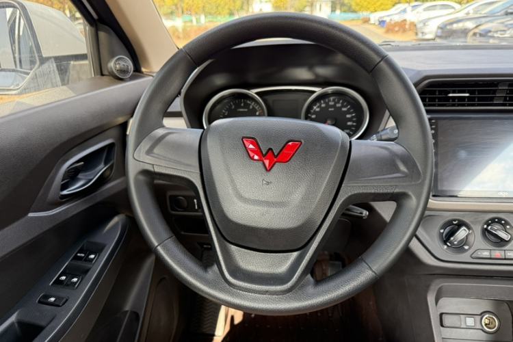 Used Wuling Hongguang 2021 1.5L Revised S Standard Version with Electric Power Steering LAR
