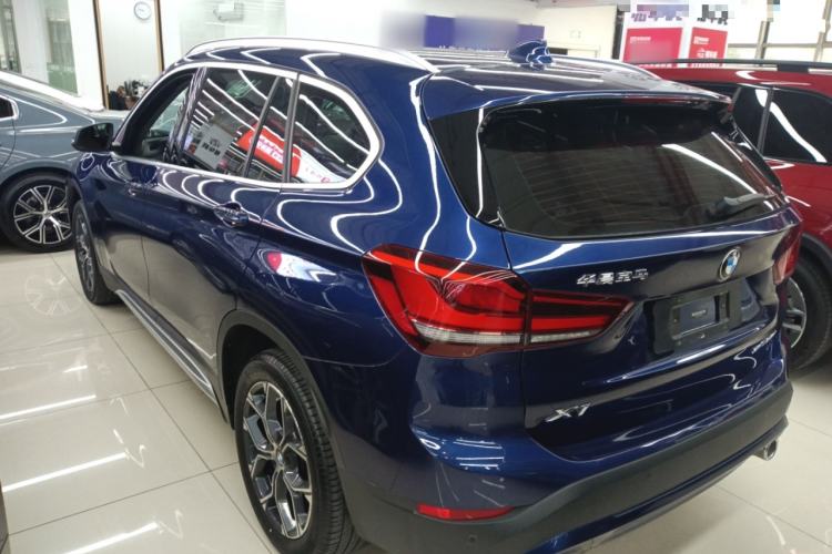 Used BMW X1 2020 sDrive25Li Leading Model
