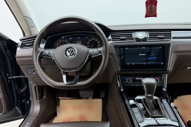 Used Volkswagen Phideon 2021 380TSI Prestige Edition
