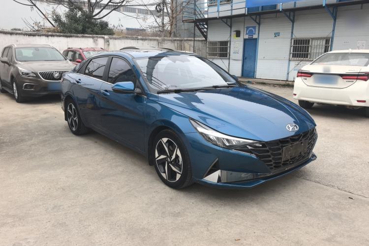 Used Hyundai Elantra 2021 1.5L CVT LUX Prestige Edition