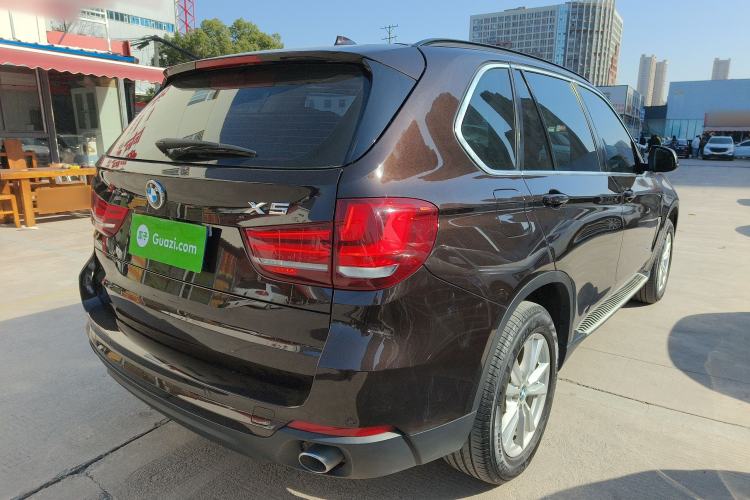 Used BMW X5 2015 xDrive28i
