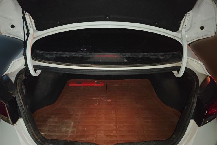 Used Hyundai Elantra (5th Generation / Langdong) 2016 1.6L Manual Luxury Model