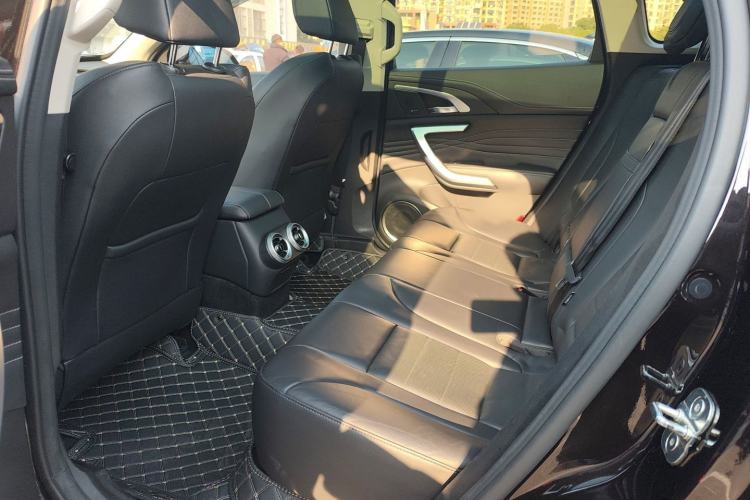 Used Wey VV7 2019 Upgraded Model 2.0T Flagship Version China V Standard
