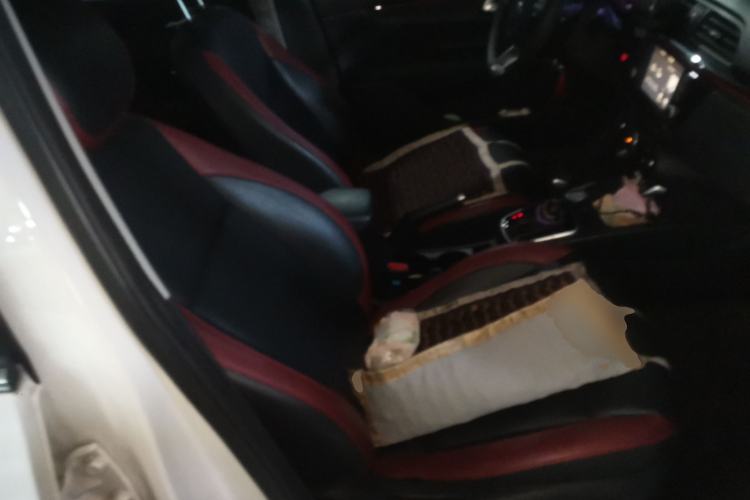 Used Kia KX Cross 2017 1.4L AT GLS