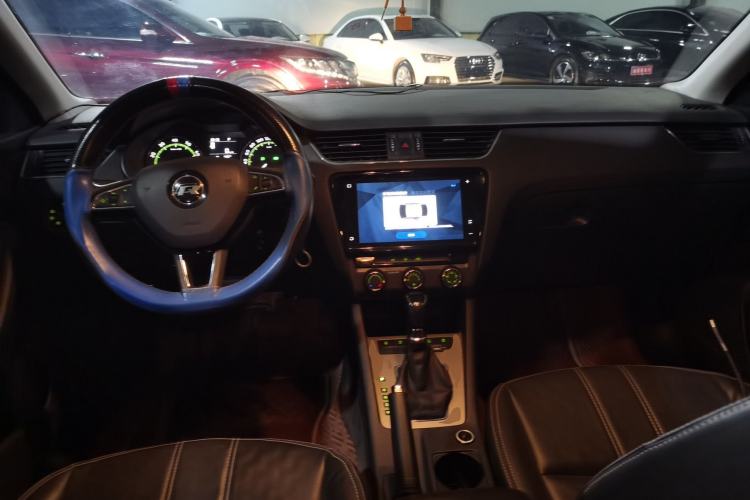 Used Skoda Octavia 2020 1.5L Automatic SmartDrive Comfort Edition
