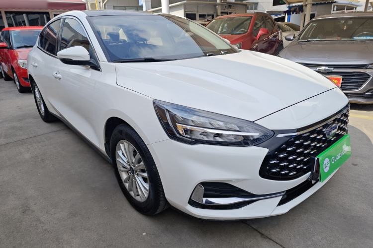 Used Ford Focus 2021 Sedan EcoBoost 180 Automatic Trendy Model