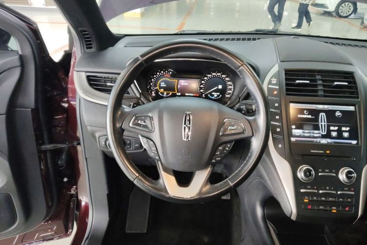 Used Lincoln MKC 2014 2.0T Two-Wheel Drive Deluxe Edition