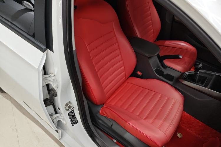 Used Baojun RC-5 2020 1.5L Manual Zhiyao Elite Edition
