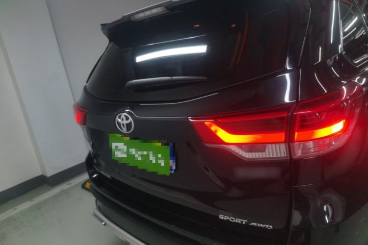 Used Toyota Highlander 2021 2.0T Four-Wheel Drive Luxury Edition 7 Seats
