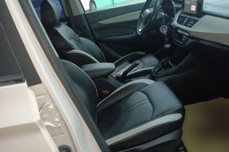 Used Baojun 360 2019 1.5L CVT Luxury Model China VI
