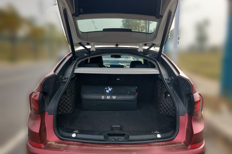 Used BMW 5 Series GT 2014 535i Leading Model
