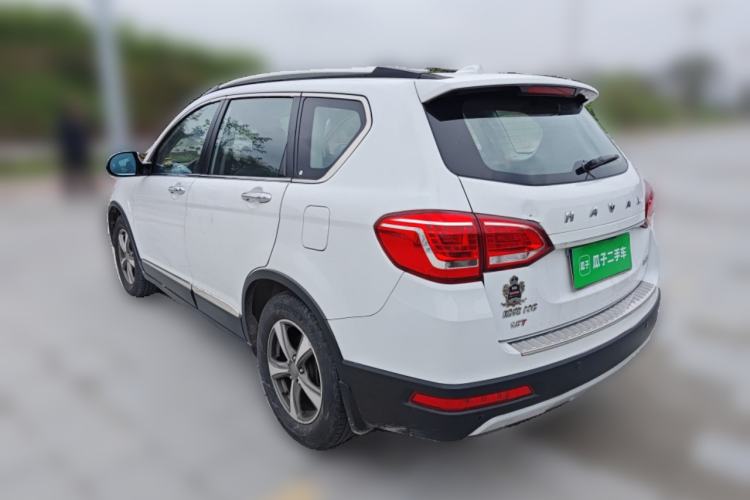 Used Haval H6 2015 Upgraded Model 1.5T Manual Two-Wheel Drive Prestige Version
