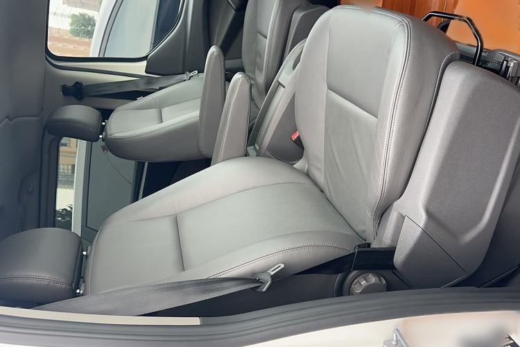 Used Ford Tourneo Custom 2020 2.0T Automatic Elite Version China VI Standard
