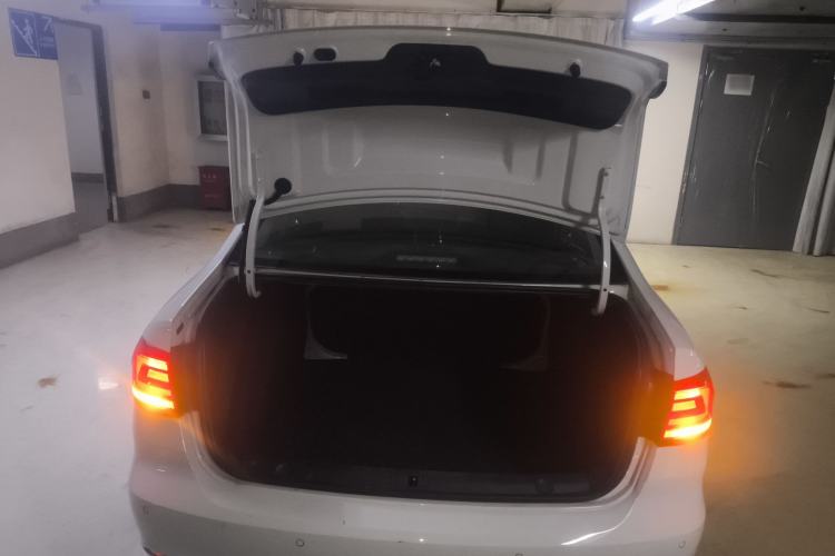 Used Volkswagen Lavida 2019 Lavida Start 1.5L Automatic Trendy Version China VI Standard
