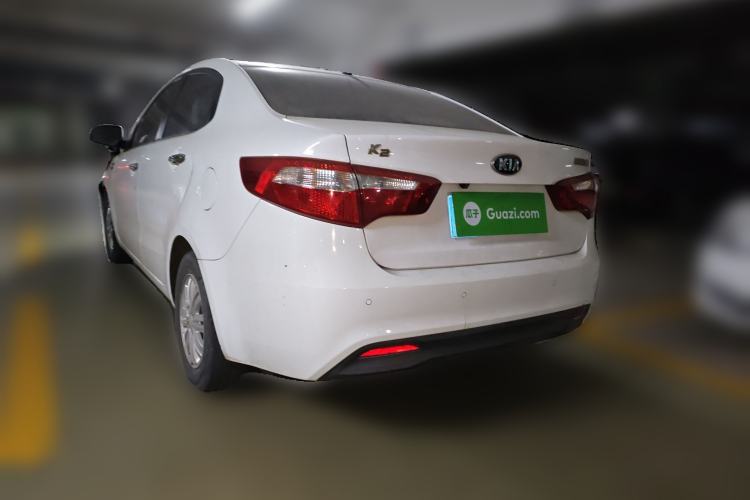 Used Kia K2 2012 Sedan 1.4L MT GLS Commemorative Edition
