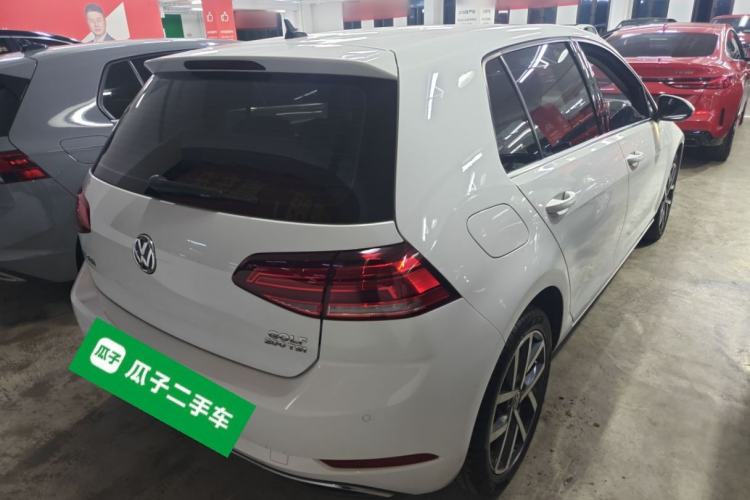 Used Volkswagen Golf 2020 200TSI DSG Comfortable and Ambitious Edition
