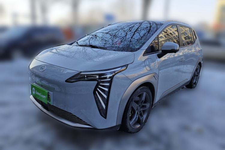 Used AION Y 2022 Plus 70 Tech Edition