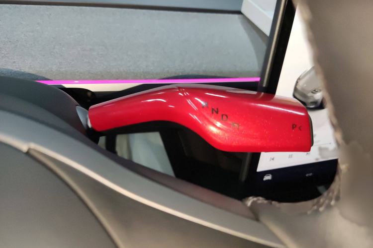 Used Tesla Model Y 2023 Rear-Wheel-Drive Version
