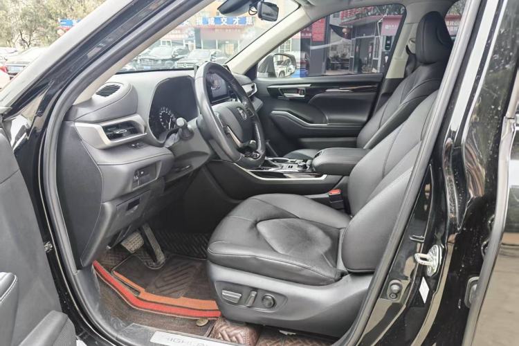 Used Toyota Highlander 2022 380T 4x4 Luxury Edition 7 Seats
