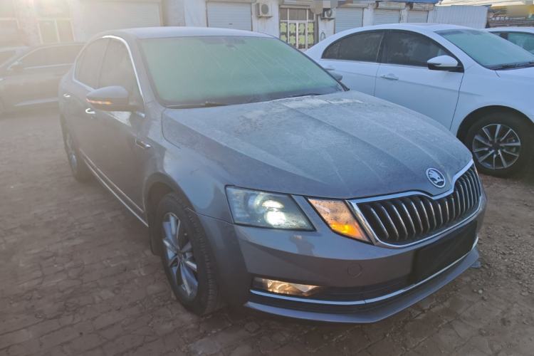 Used Skoda Octavia 2019 1.5L Automatic SmartDrive Comfort Edition China VI Standard
