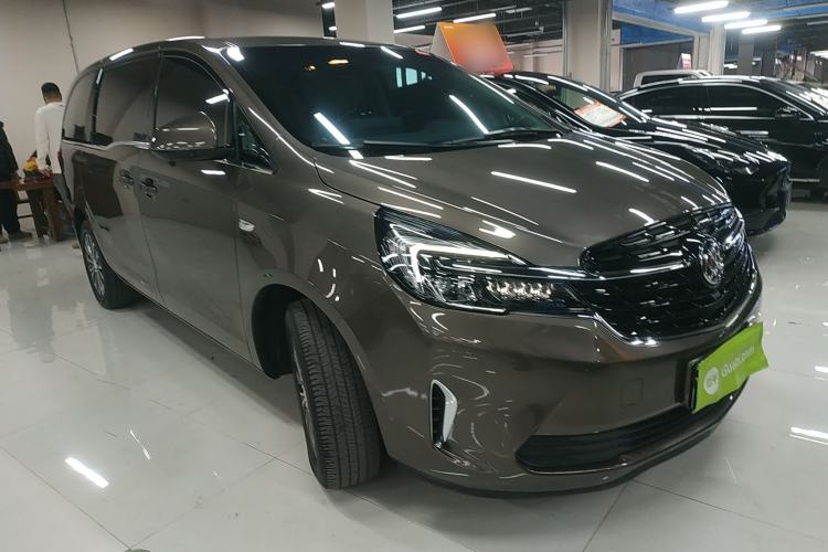 Used Buick GL8 2022 Land Cruiser Executive Class 652T Comfort Model
