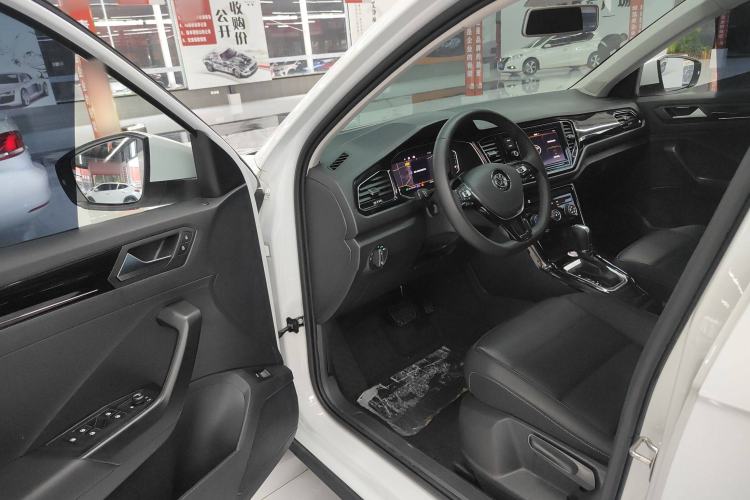 Used Volkswagen T-ROC 2020 280TSI DSG Two-Wheel Drive Comfort Version
