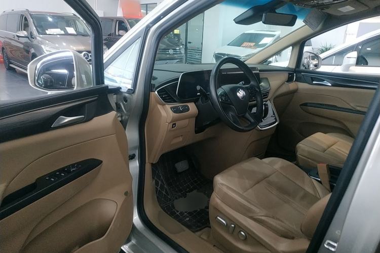 Used Buick GL8 2020 ES Land Cruiser 653T Luxury Model
