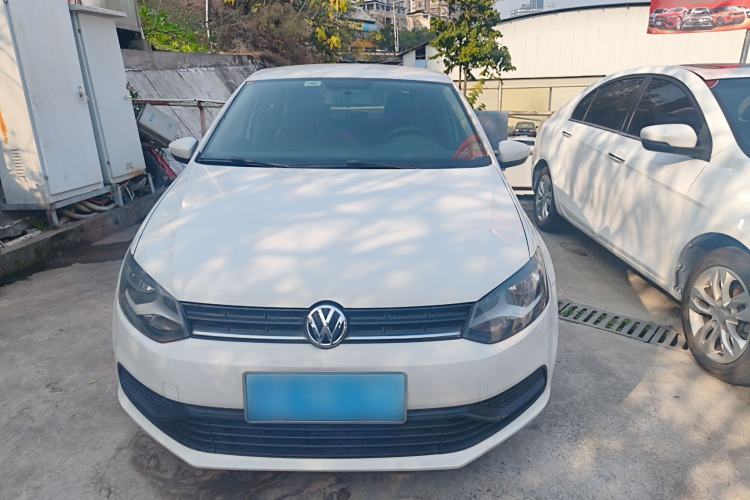 Used Volkswagen Polo 2016 1.4L Manual Fashion Model
