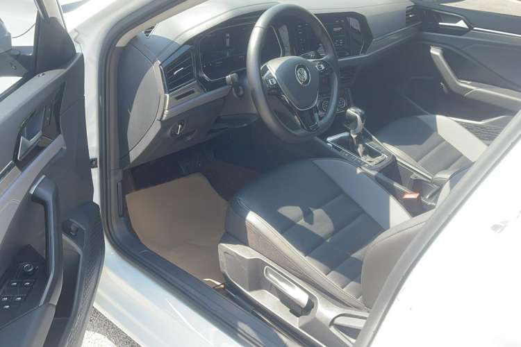 Used Volkswagen Sagitar 2022 280TSI DSG Flyover Edition
