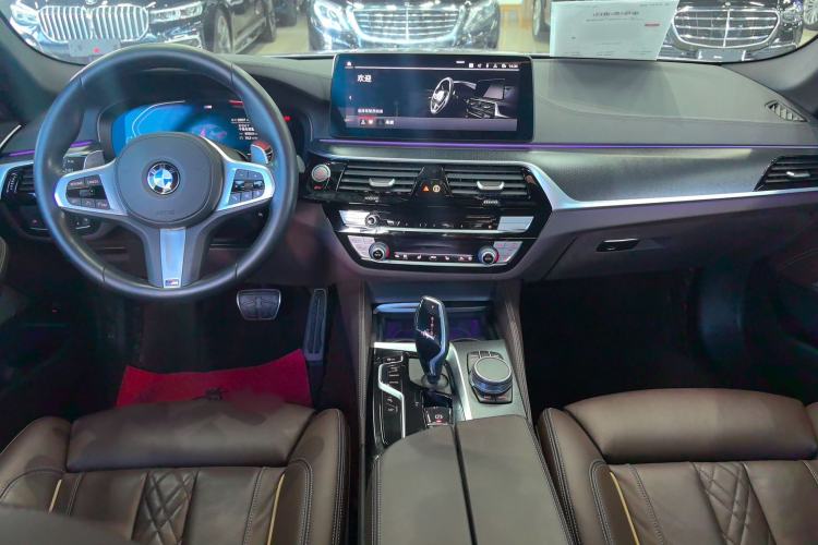 Used BMW 5 Series 2021 Restyled 540i Sport Line with M Sports Package
