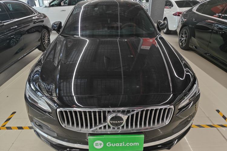 Used Volvo S90 2023 B5 Luxury Smart Edition